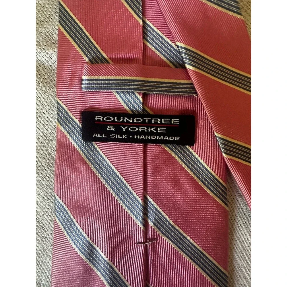 Roundtree & Yorke All Silk Necktie Bubblegum Pink Blue Striped Men’s Tie